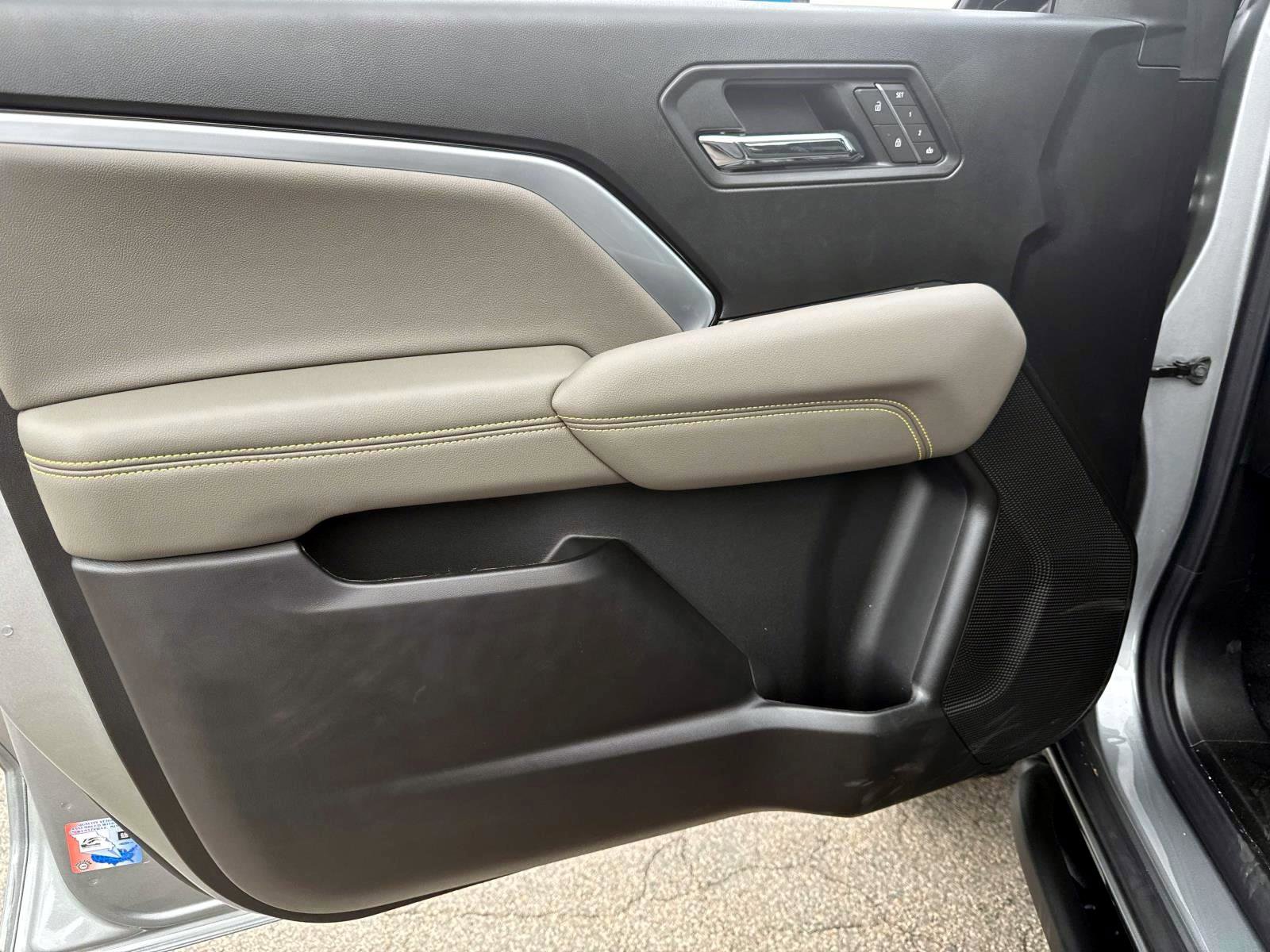 New 2026 Chevrolet Colorado ZR2 w/ Technology Package image 16