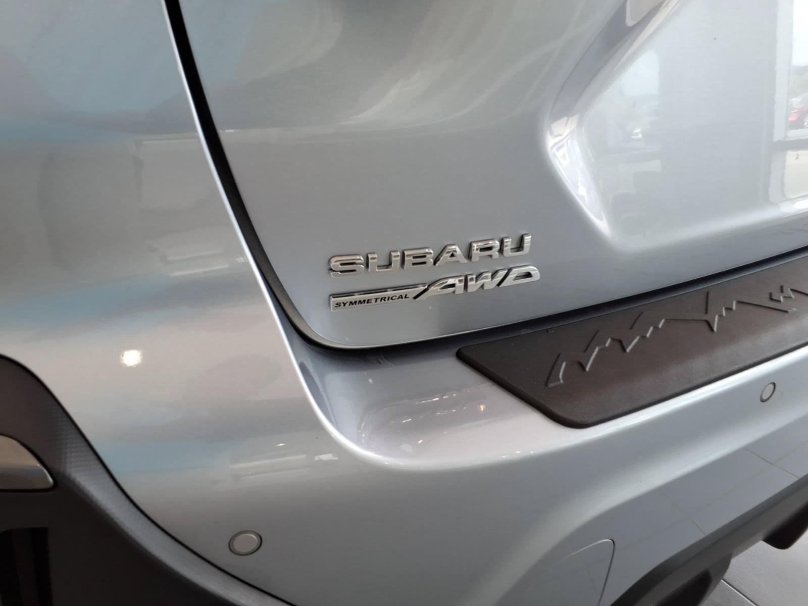 Used 2024 Subaru Crosstrek 2.5i Limited w/ Crosstrek Mirror Package AWD/4WD image 17