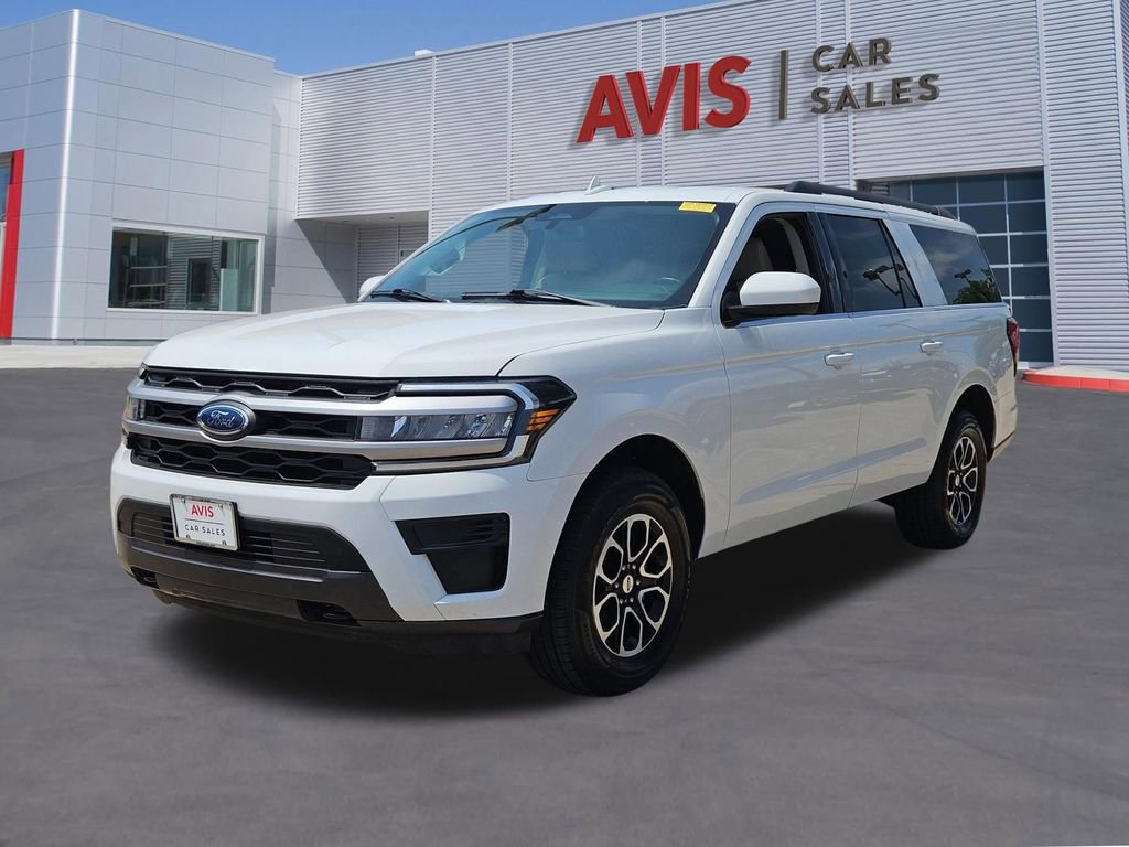 Used 2023 Ford Expedition Max XLT image 1