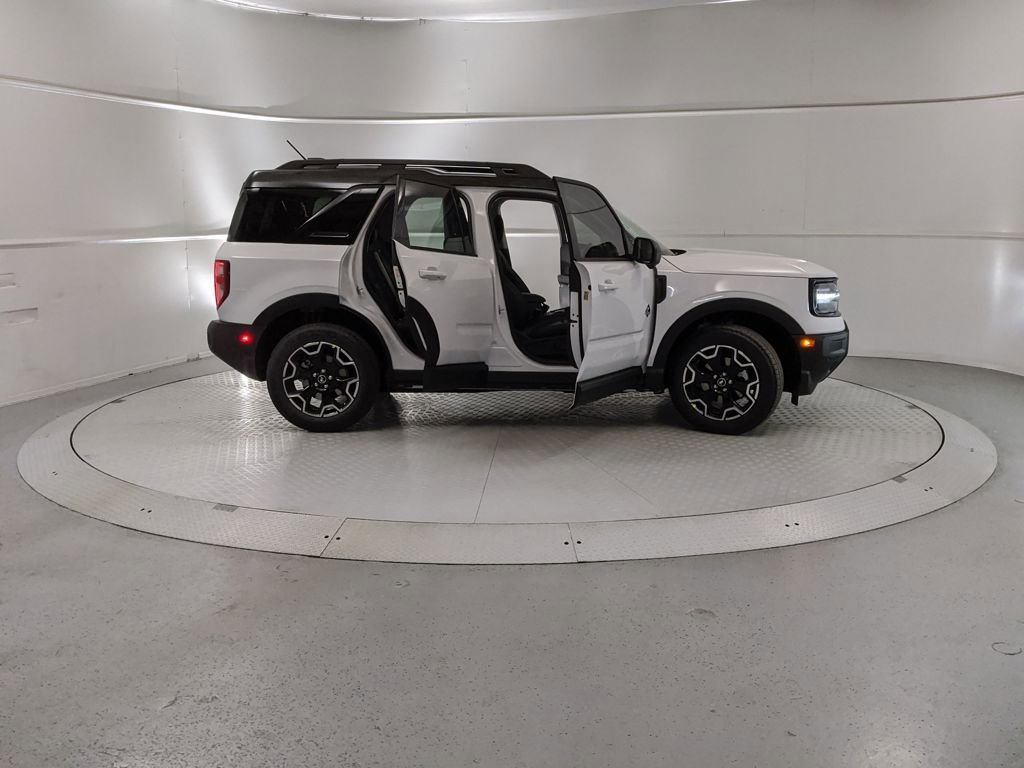 New 2025 Ford Bronco Sport Outer Banks w/ Outer Banks Tech Package+ image 8