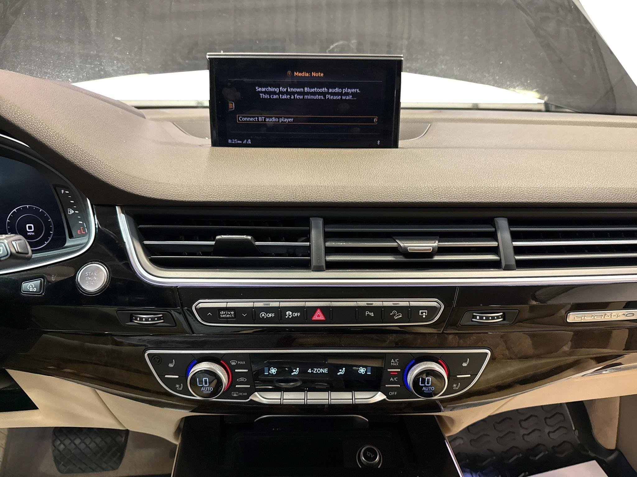 Used 2017 Audi Q7 3.0T Prestige w/ Prestige Package AWD/4WD image 14