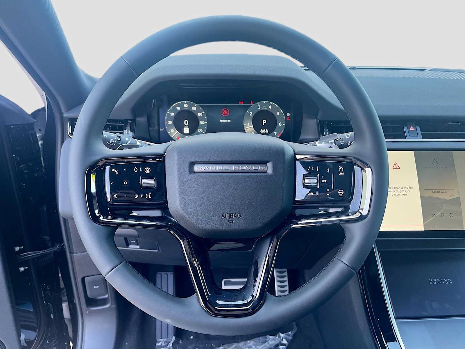 New 2026 Land Rover Range Rover Evoque Hoxton AWD/4WD image 11