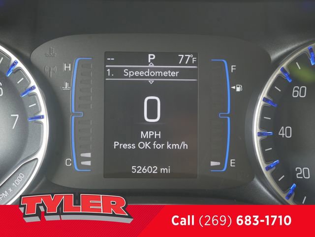 Used 2020 Chrysler Pacifica Touring w/ Cold Weather Group FWD image 45