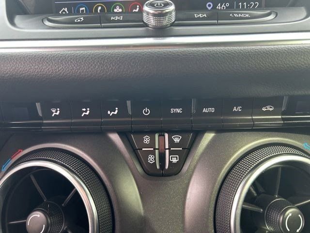 Used 2022 Chevrolet Blazer LT image 23