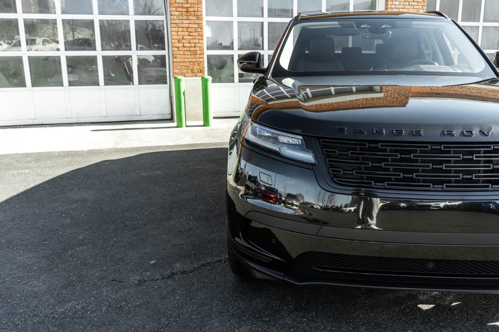 Used 2024 Land Rover Range Rover Velar S image 31
