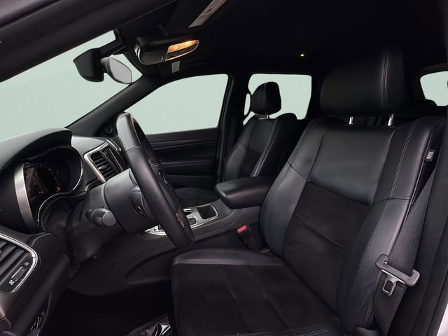 Used 2018 Jeep Grand Cherokee Altitude AWD/4WD image 14