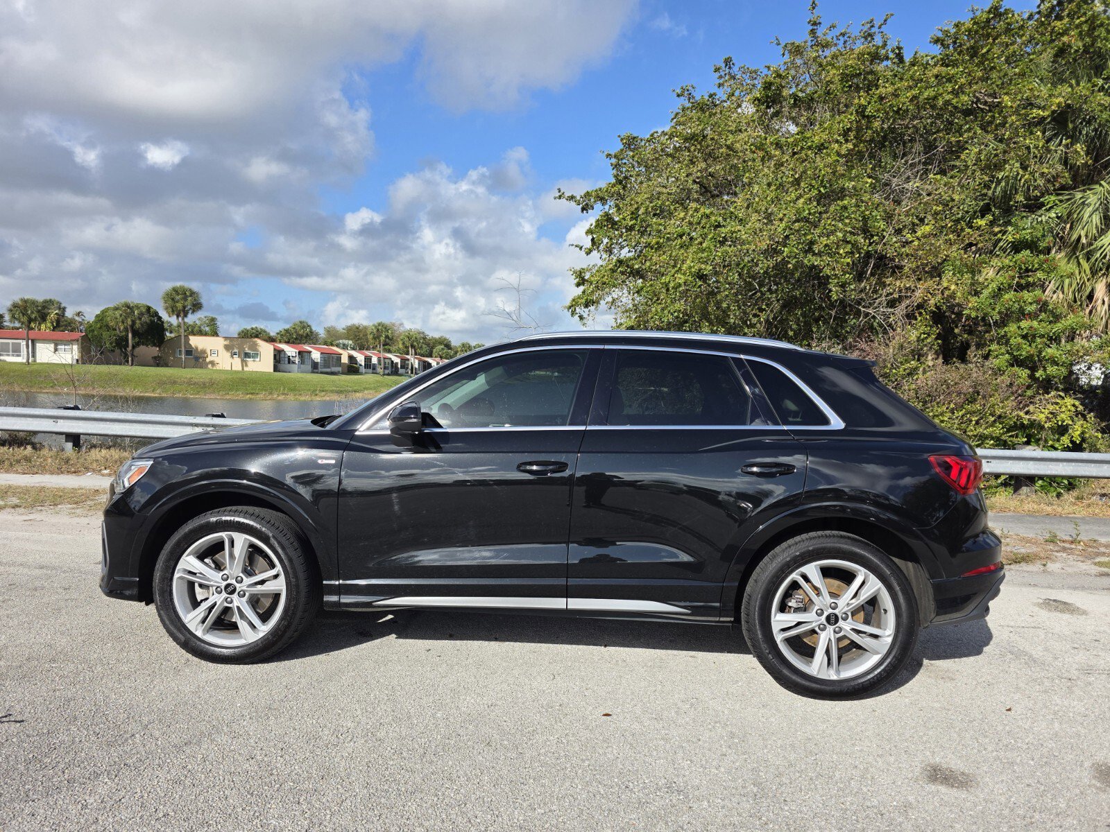 Used 2024 Audi Q3 2.0T Premium AWD/4WD image 7