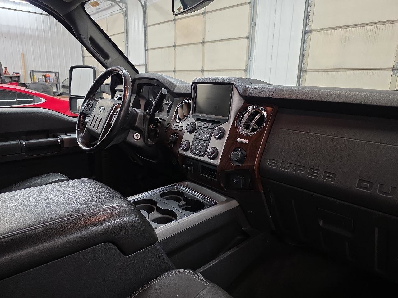 Used 2015 Ford F350 Lariat w/ Chrome Package AWD/4WD image 44