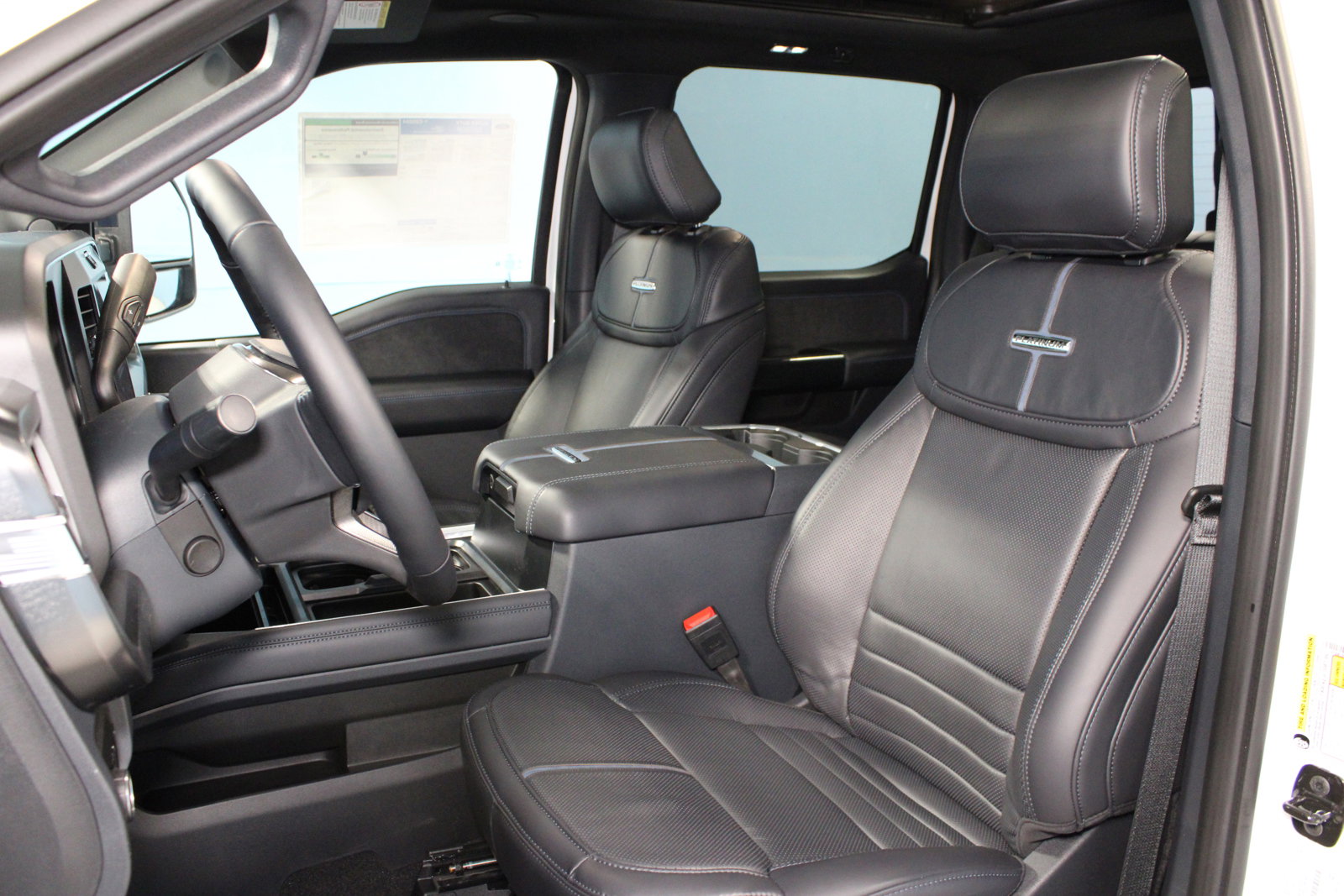 New 2025 Ford F250 Platinum image 3