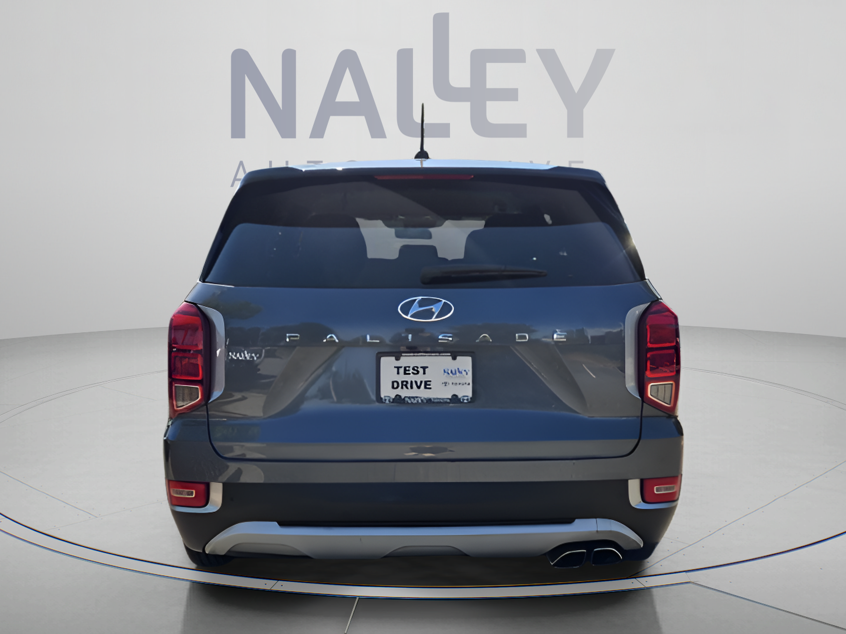 Used 2022 Hyundai Palisade SE w/ Cargo Package FWD image 4