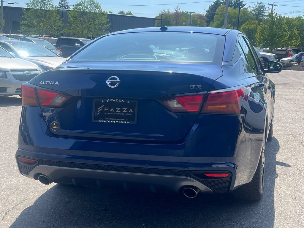 Used 2020 Nissan Altima 2.5 SR FWD image 12