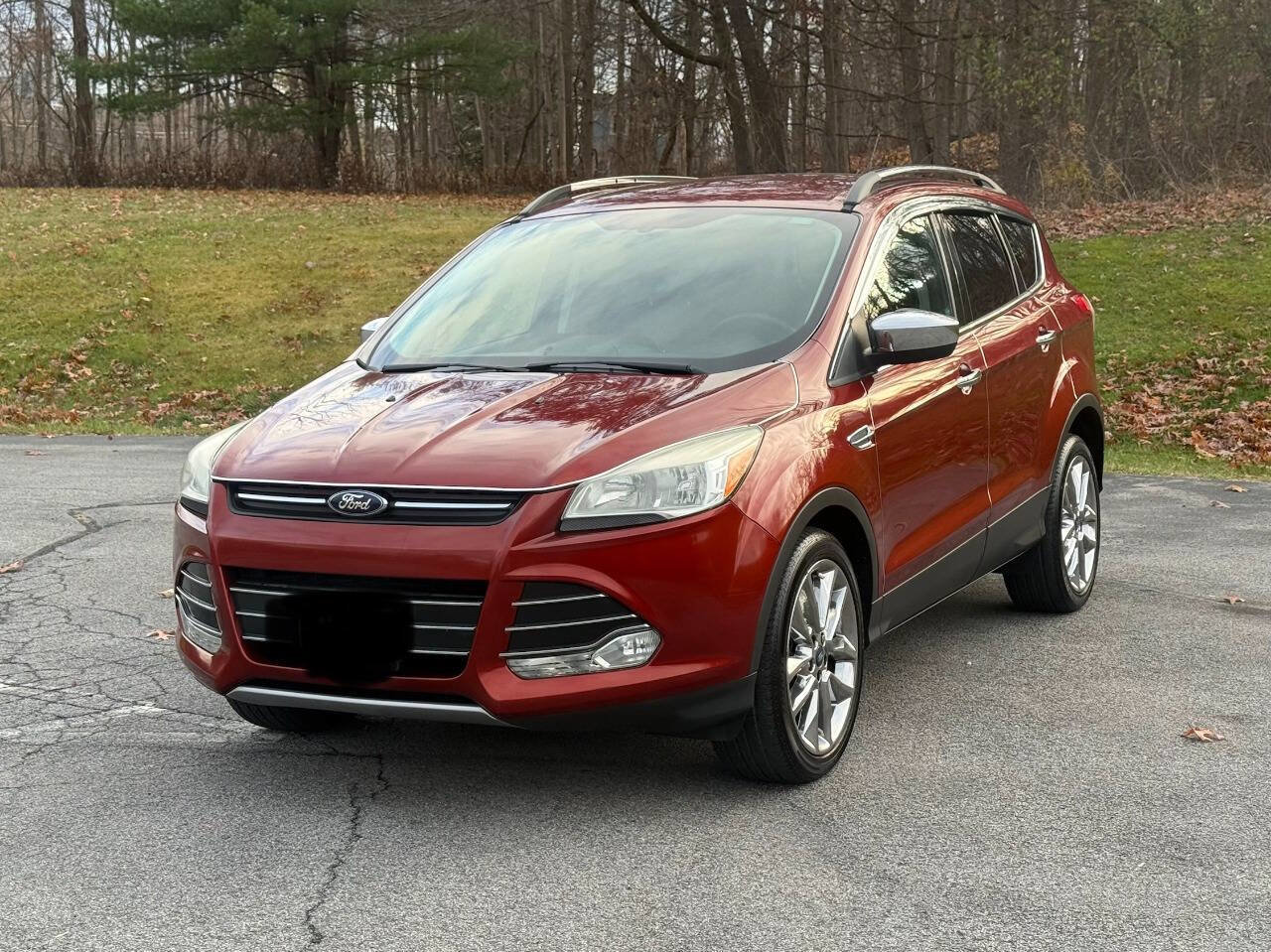 Used 2015 Ford Escape SE w/ SE Chrome Package image 1