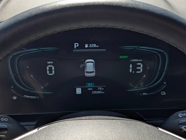 Used 2023 Kia Niro SX Touring FWD image 22
