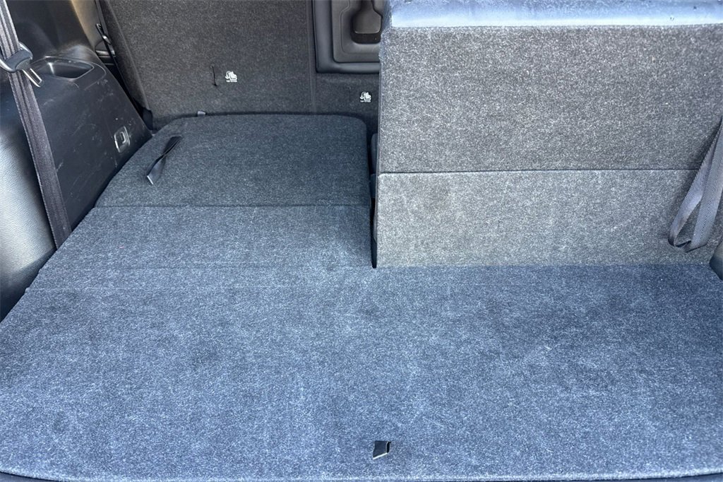 Used 2024 Mitsubishi Outlander FWD image 21