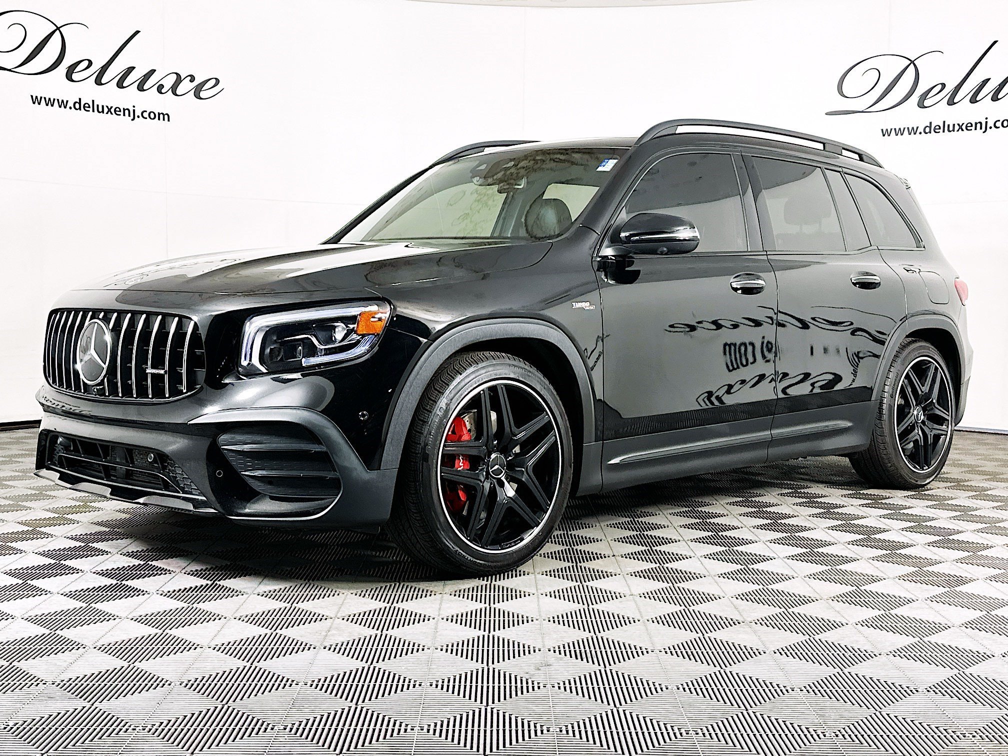 Used 2022 Mercedes-Benz GLB 35 AMG 4MATIC image 3