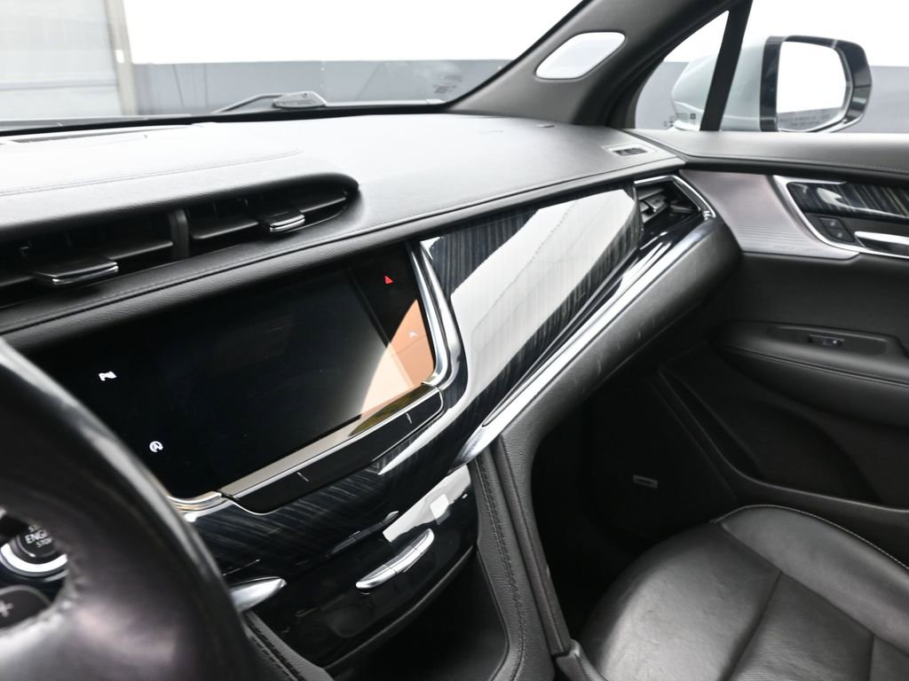 Used 2023 Cadillac XT6 Premium Luxury image 35
