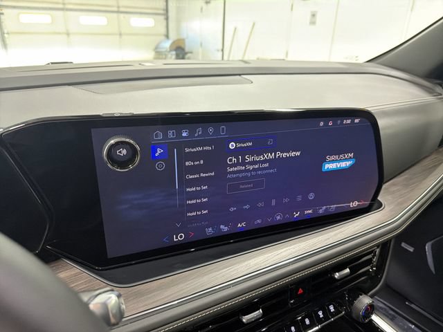 Certified 2026 Chevrolet Suburban Premier w/ Sun And Tow Package AWD/4WD image 27