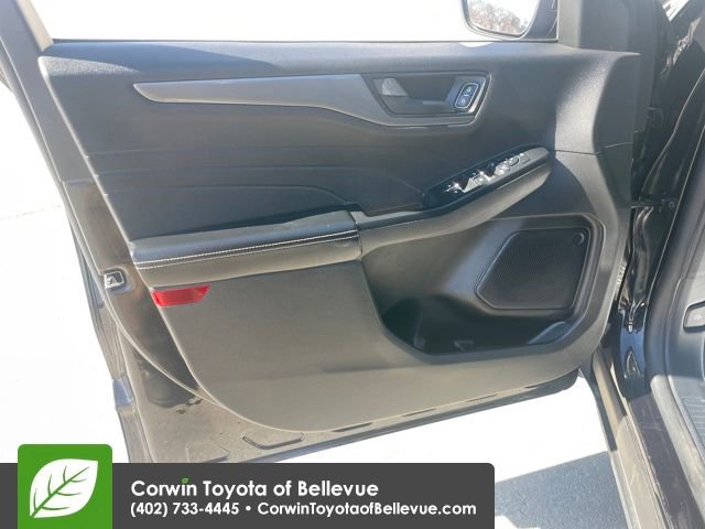 Used 2025 Ford Escape Active image 10