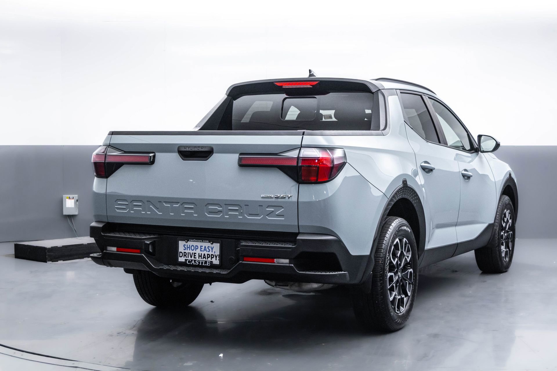 Used 2023 Hyundai Santa Cruz SEL Premium AWD/4WD image 13