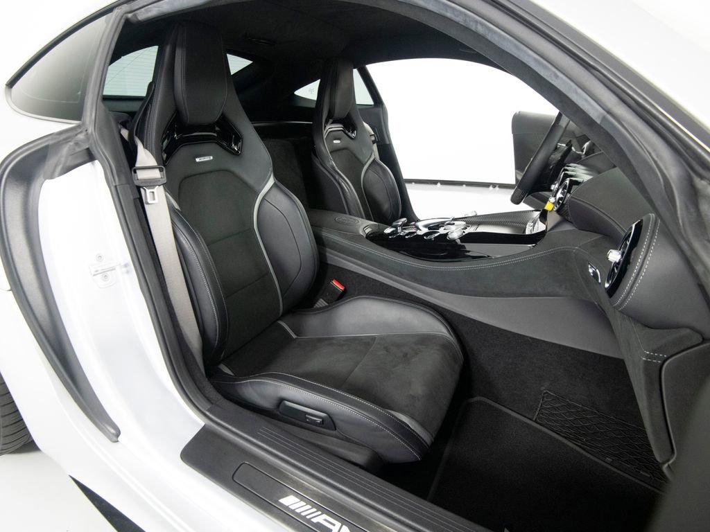 Used 2018 Mercedes-Benz AMG GT R image 36