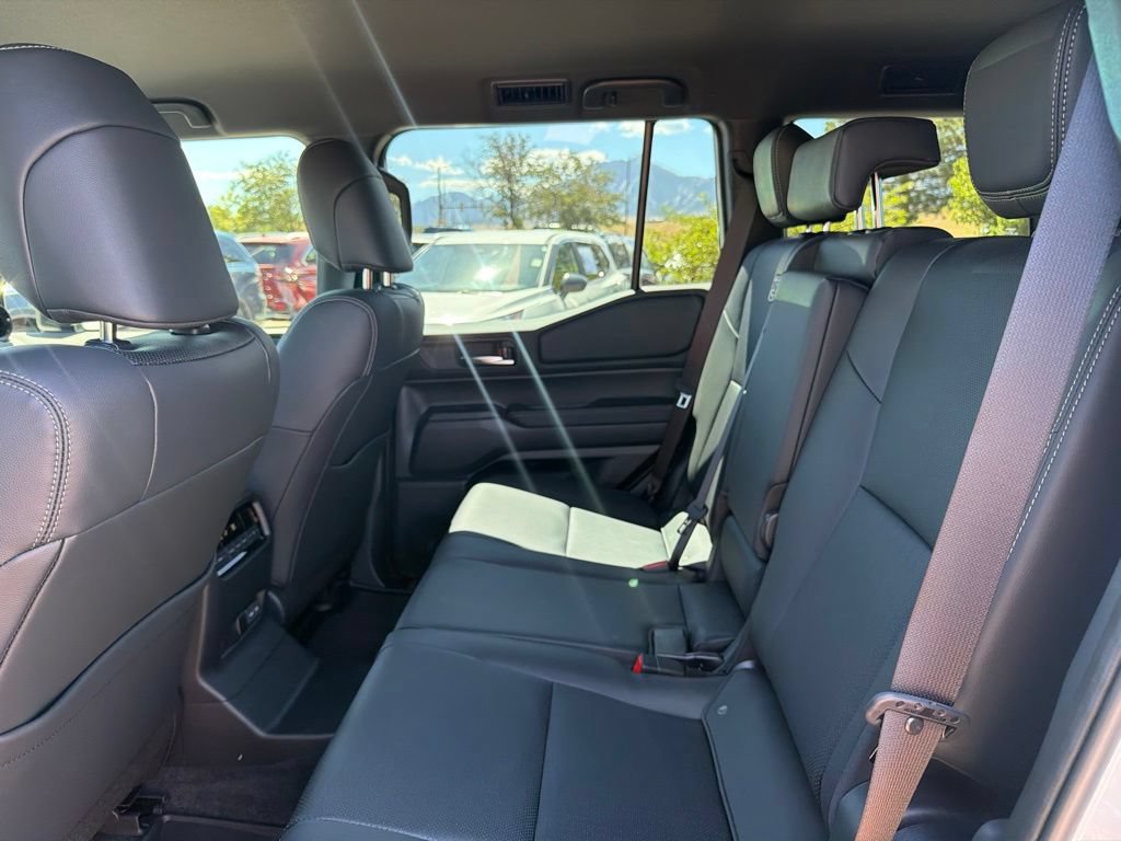 Used 2027 Toyota Land Cruiser AWD/4WD image 20