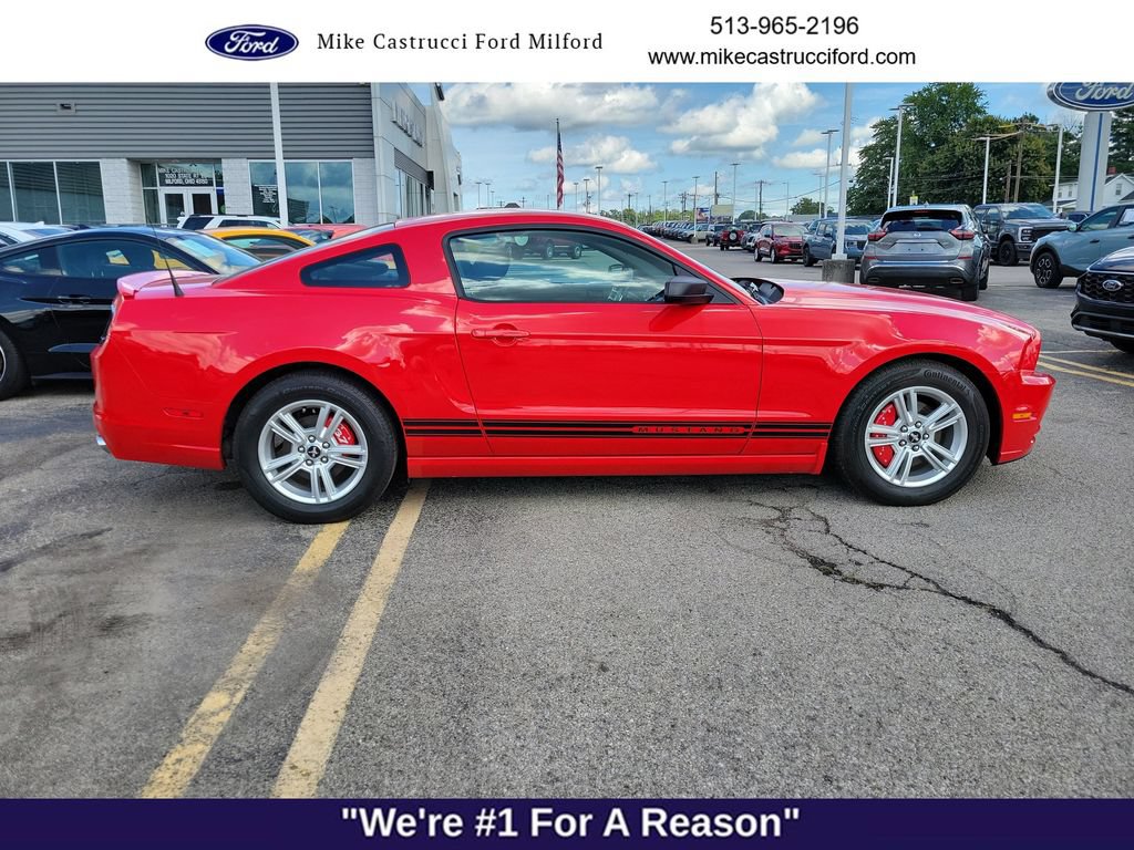 Used 2013 Ford Mustang Coupe RWD image 6
