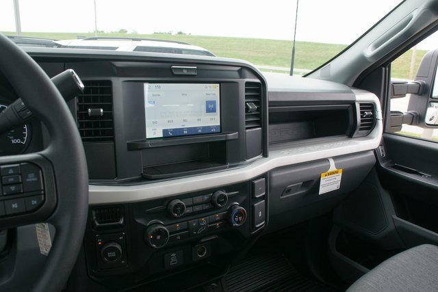 New 2026 Ford F250 XL image 23