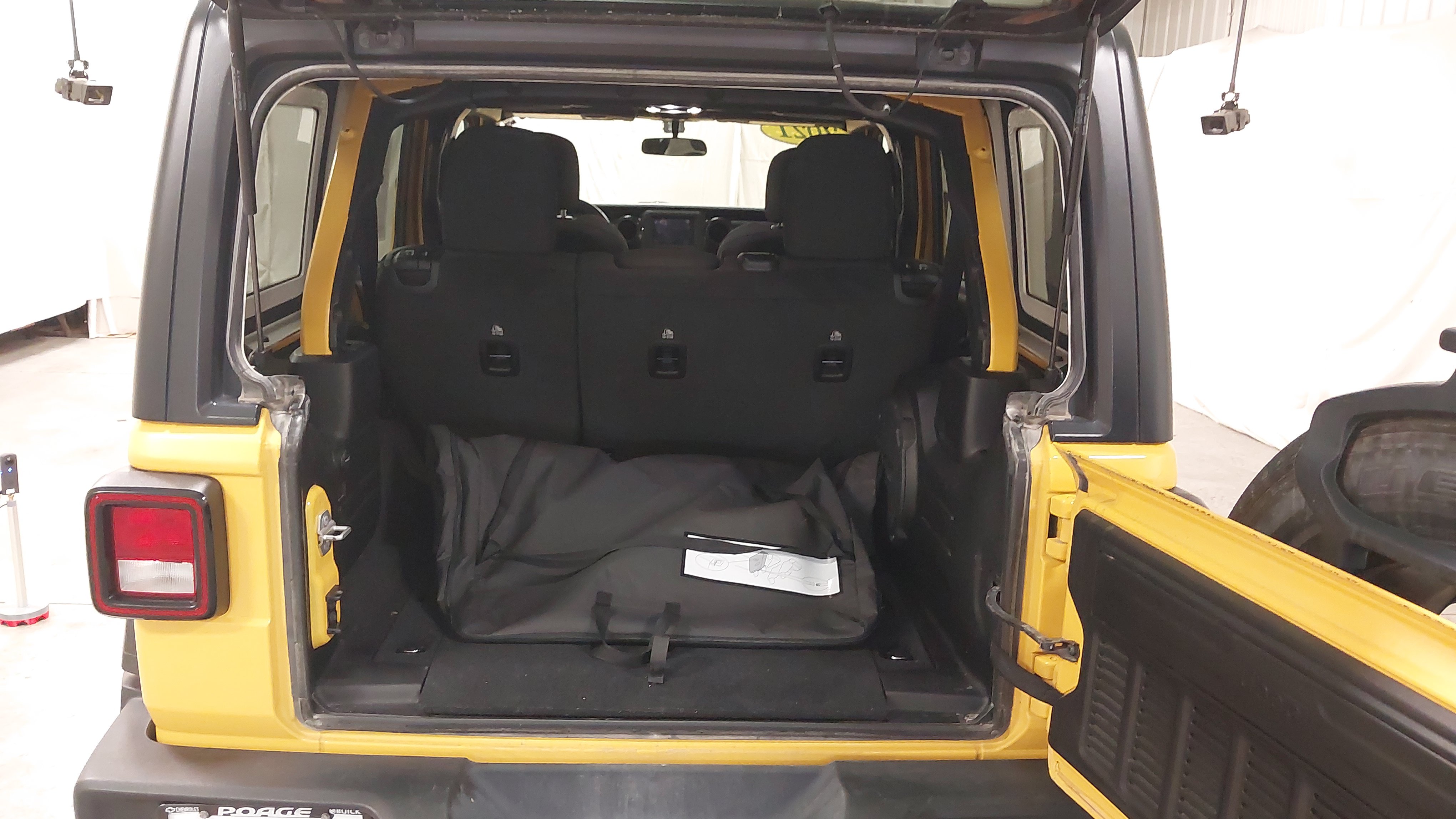 Used 2021 Jeep Wrangler Unlimited Sport AWD/4WD image 27