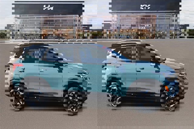 New 2026 Kia Seltos S image 2