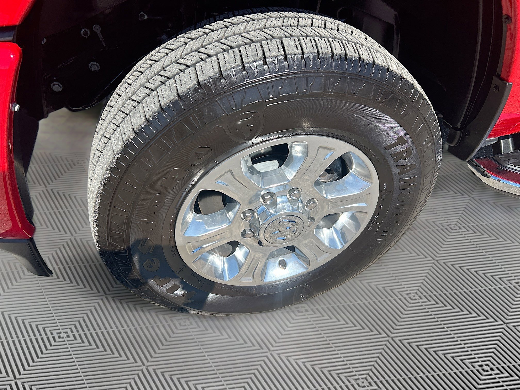 Used 2024 RAM 2500 Big Horn w/ Safety Group image 31