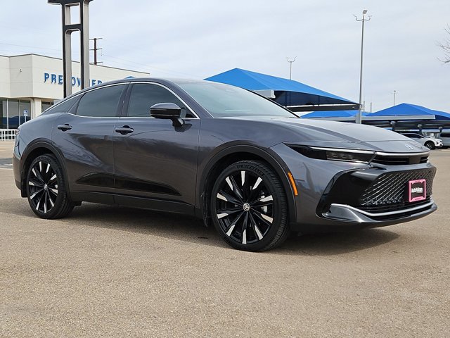 Used 2024 Toyota Crown Platinum image 3