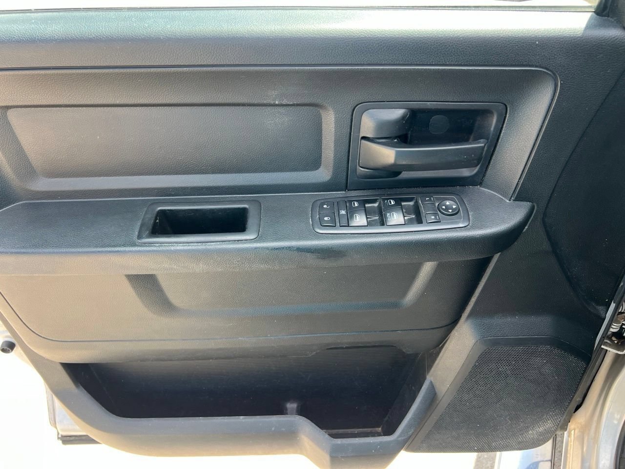 Used 2018 RAM 1500 Tradesman w/ Popular Equipment Group RWD image 11