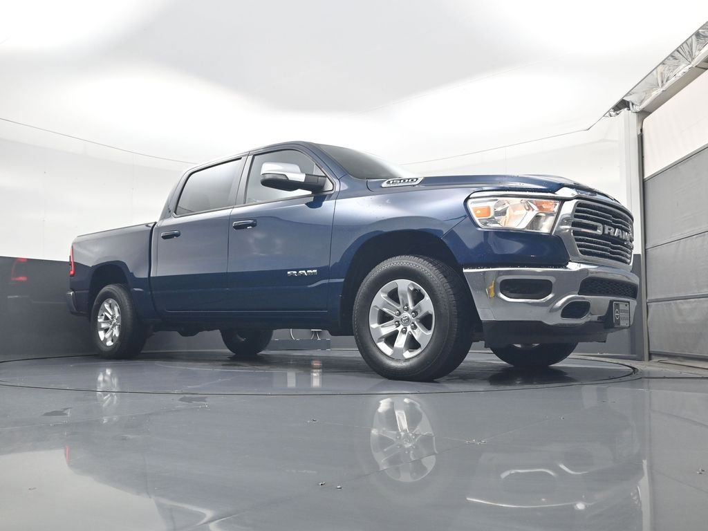 Used 2024 RAM 1500 Laramie AWD/4WD image 18