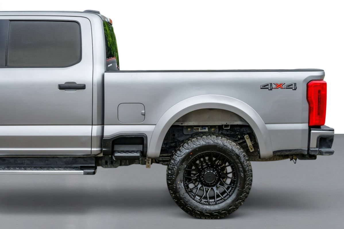 Used 2023 Ford F250 XLT AWD/4WD image 12