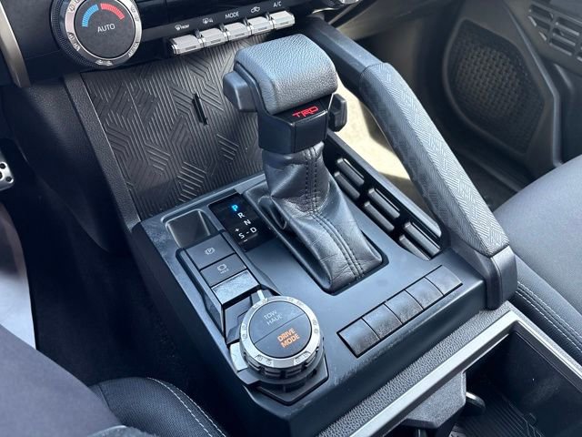 Used 2025 Toyota Tacoma TRD Sport image 20