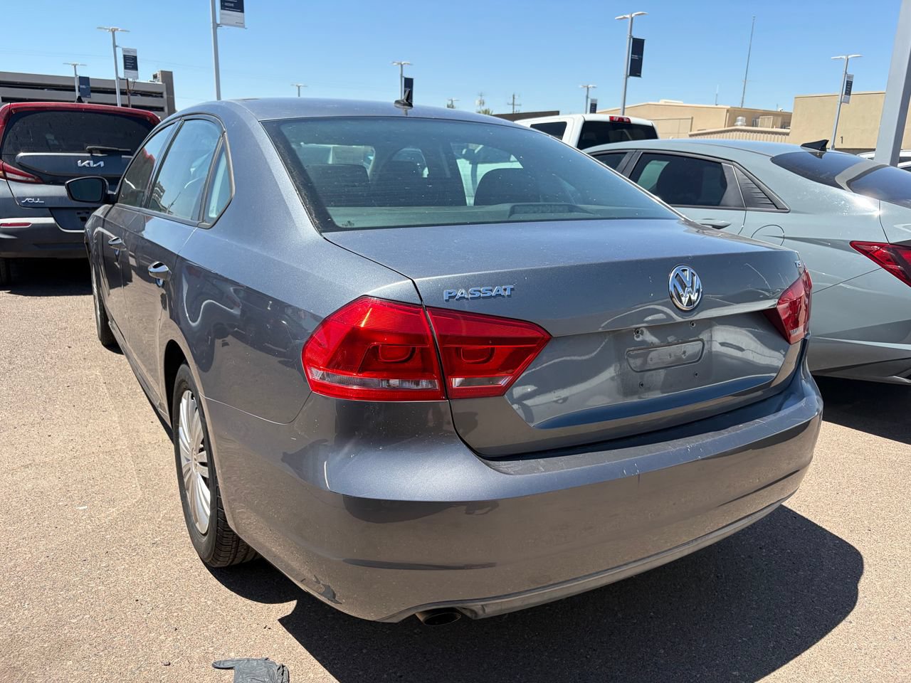 Used 2014 Volkswagen Passat 1.8T FWD image 8