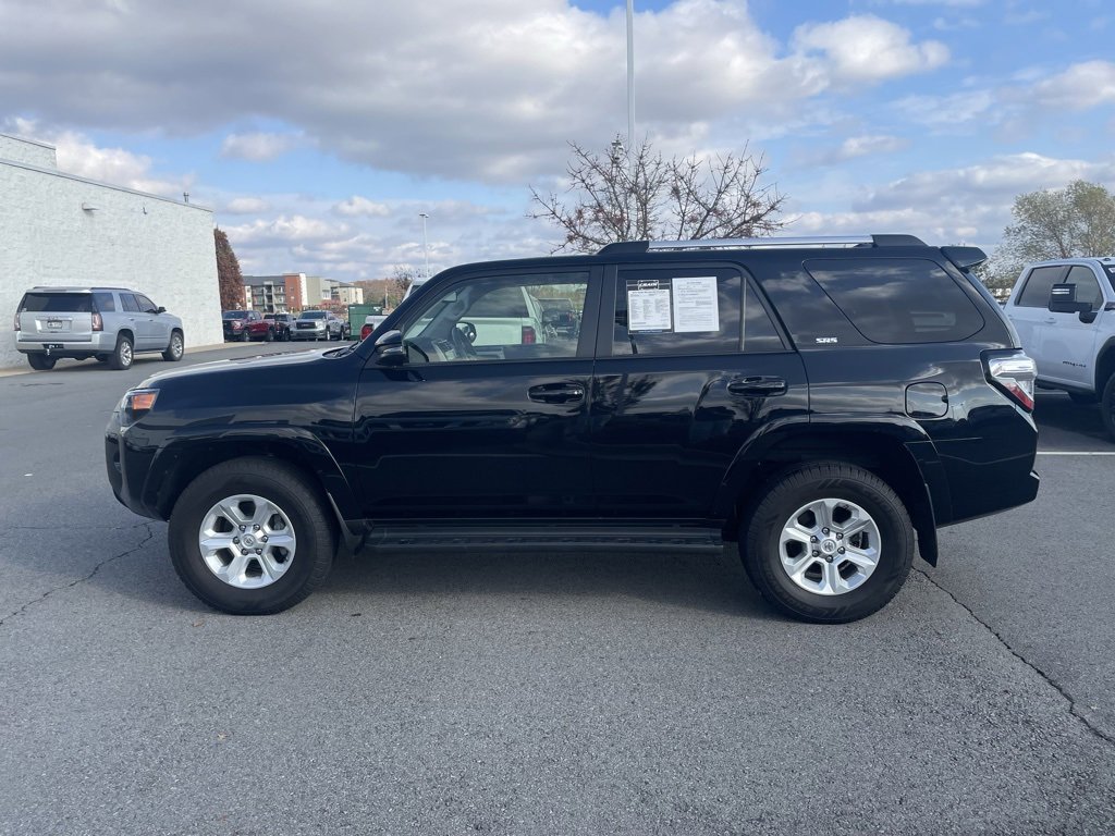 Used 2021 Toyota 4Runner SR5 Premium image 4
