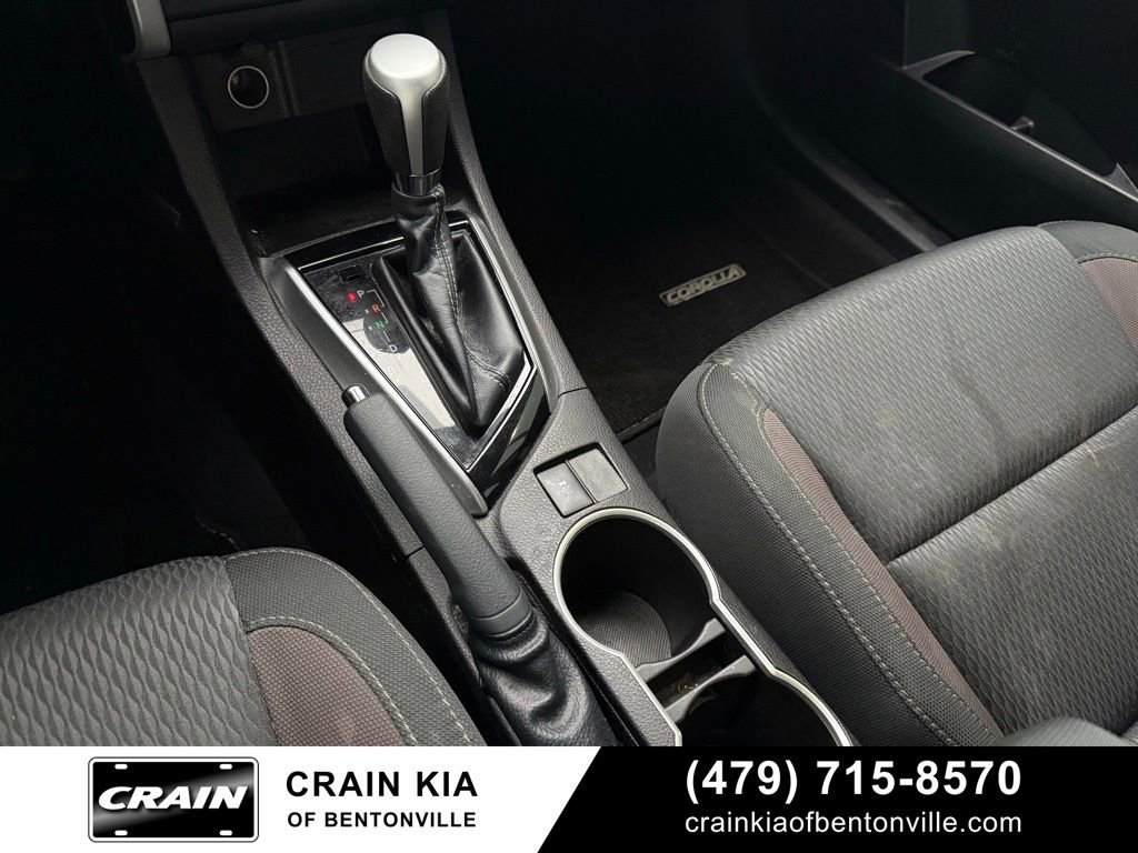 Used 2019 Toyota Corolla LE FWD image 19