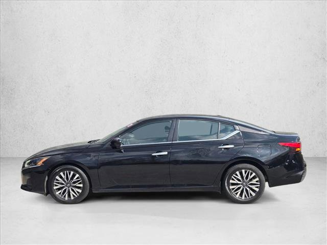 Used 2023 Nissan Altima 2.5 SV FWD image 8