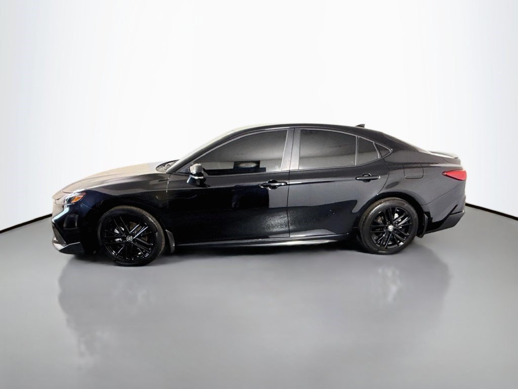Used 2026 Toyota Camry SE FWD image 6