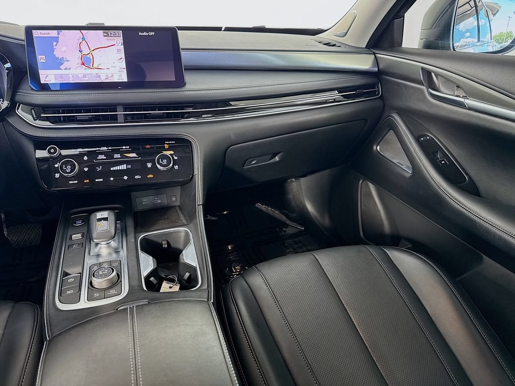 Certified 2023 INFINITI QX60 Luxe w/ Vision Package FWD image 25