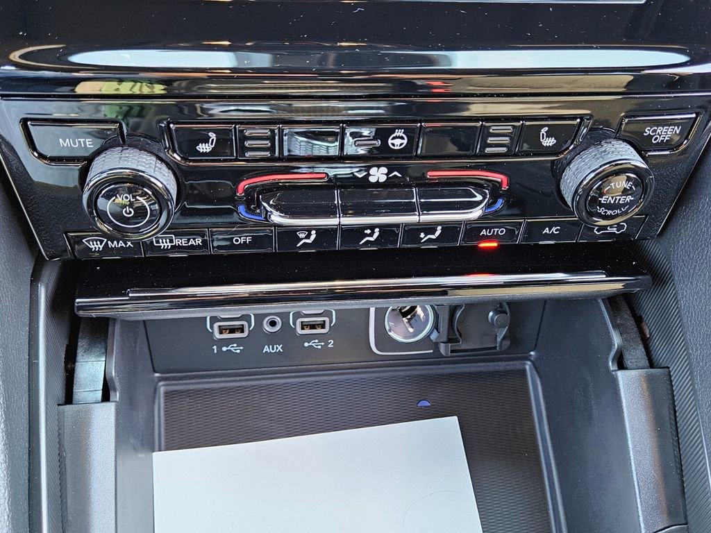 New 2025 Jeep Grand Cherokee L Laredo w/ Luxury Tech Group I image 21