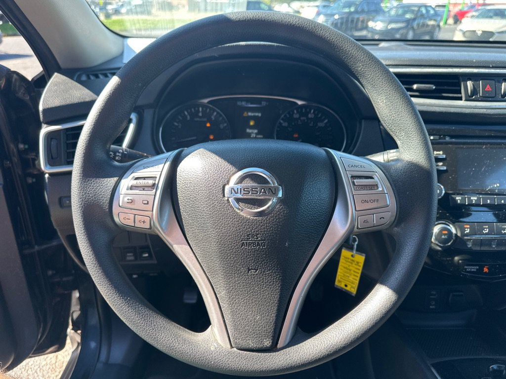 Used 2015 Nissan Rogue S AWD/4WD image 12