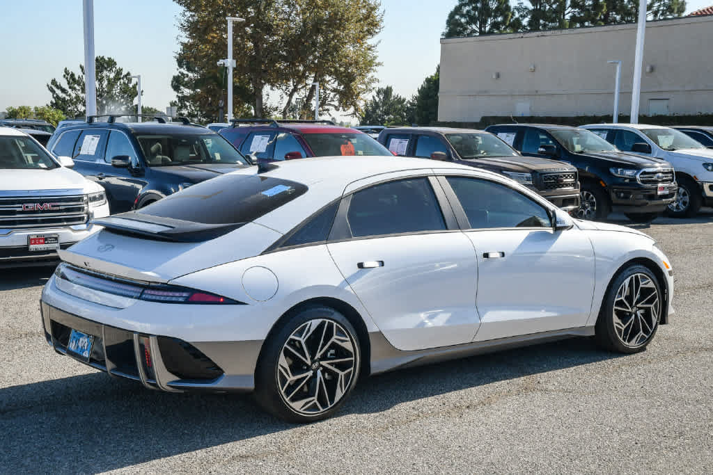 Used 2024 Hyundai Ioniq 6 SEL RWD image 9