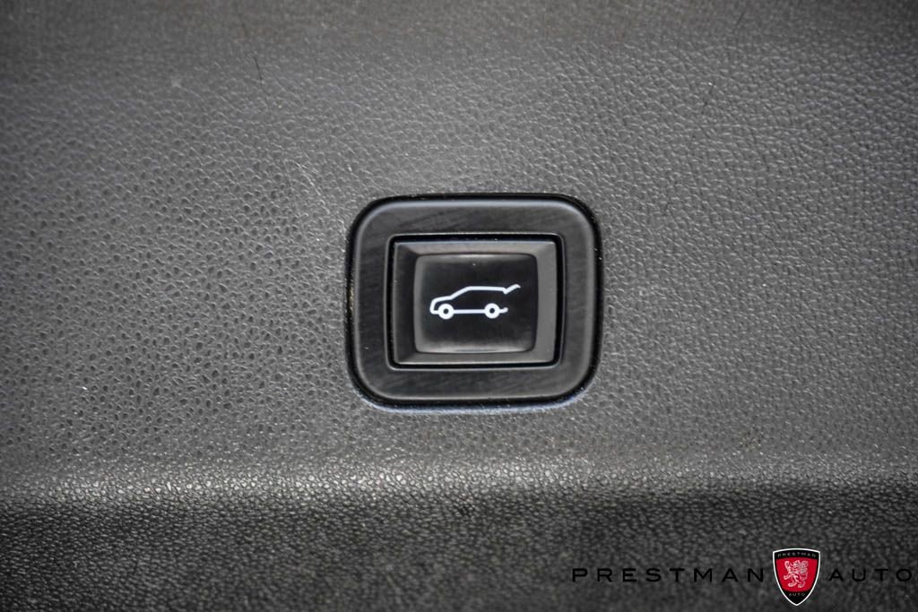 Used 2021 Chevrolet Suburban Premier image 44