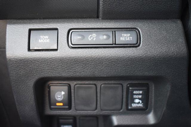 Used 2024 Nissan Frontier SL w/ Technology Package image 29