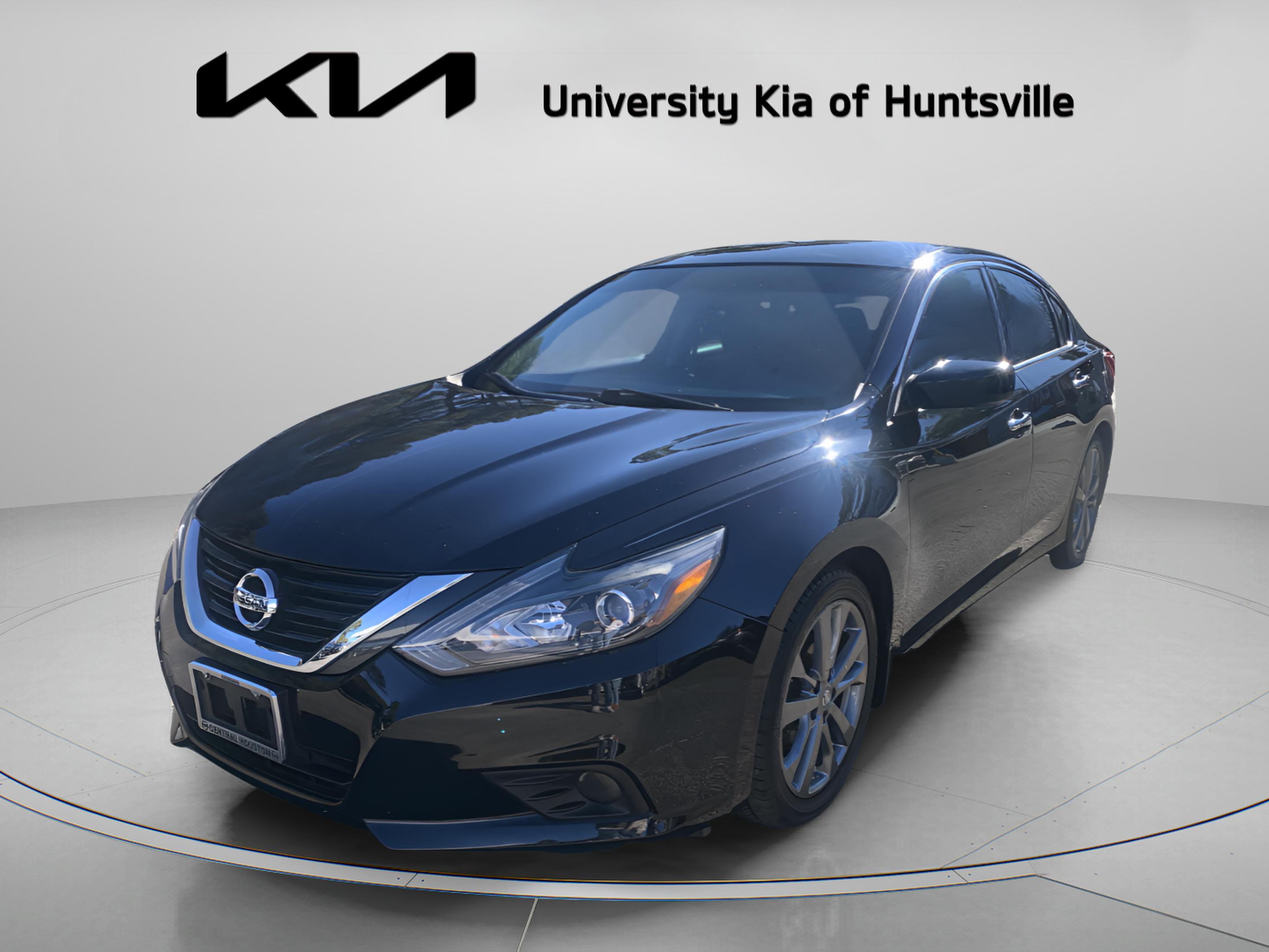 Used 2018 Nissan Altima 2.5 SR w/ SR Special Edition image 3