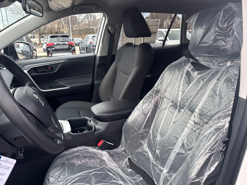 New 2025 Toyota RAV4 LE image 17