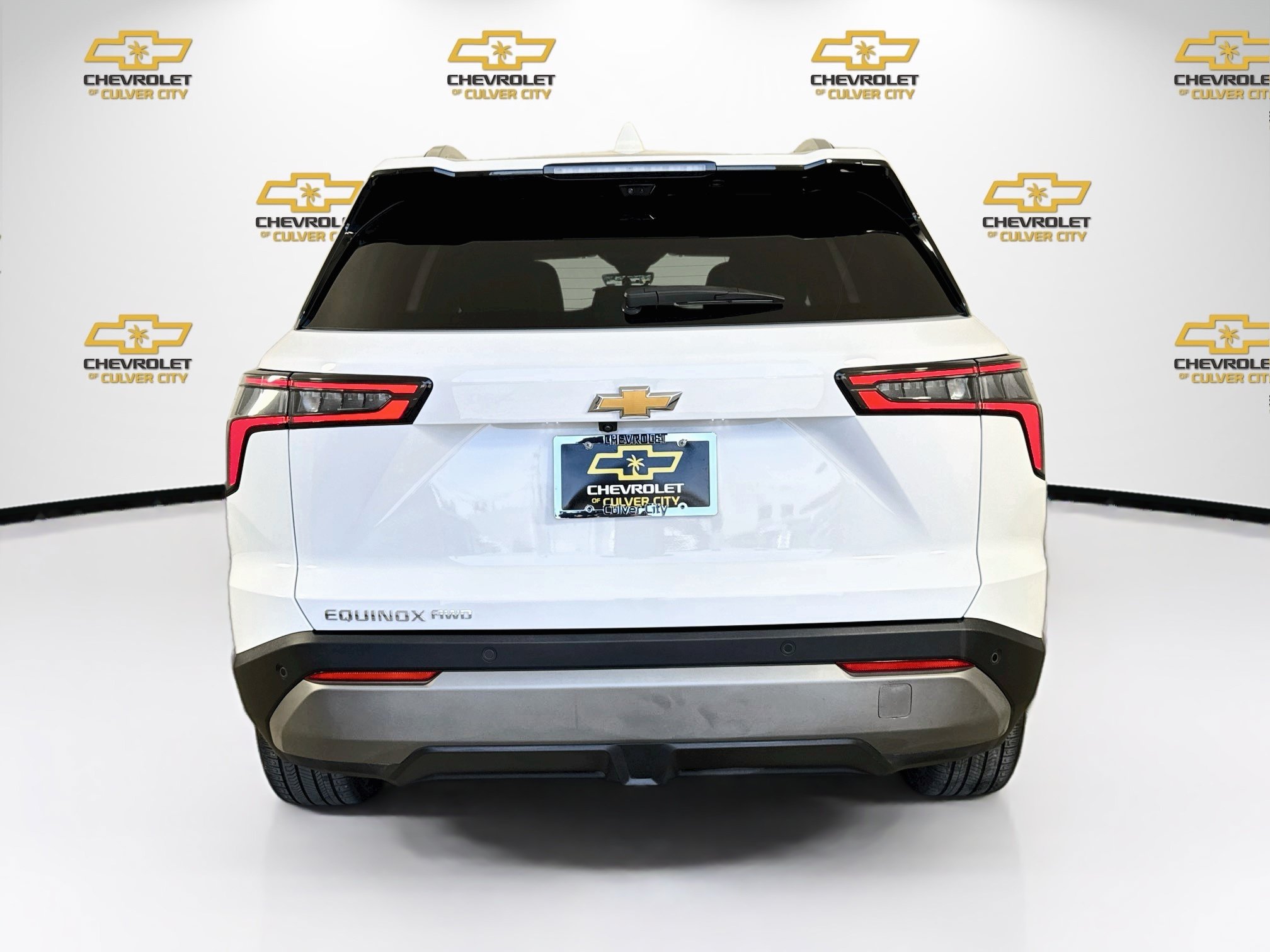 Used 2025 Chevrolet Equinox LT w/ Convenience Package II AWD/4WD image 6