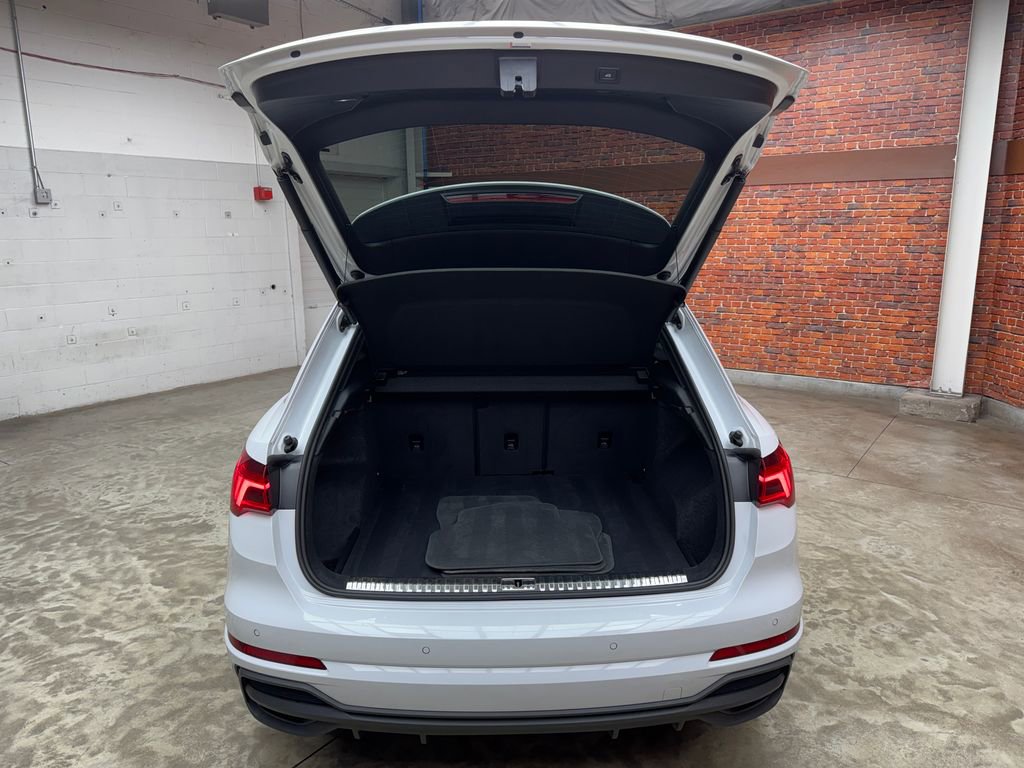 Used 2025 Audi Q3 2.0T Premium AWD/4WD image 26